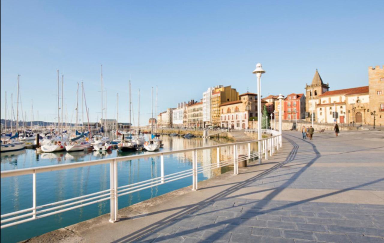 Apto. Vista Playa Poniente Gijón Eksteriør bilde